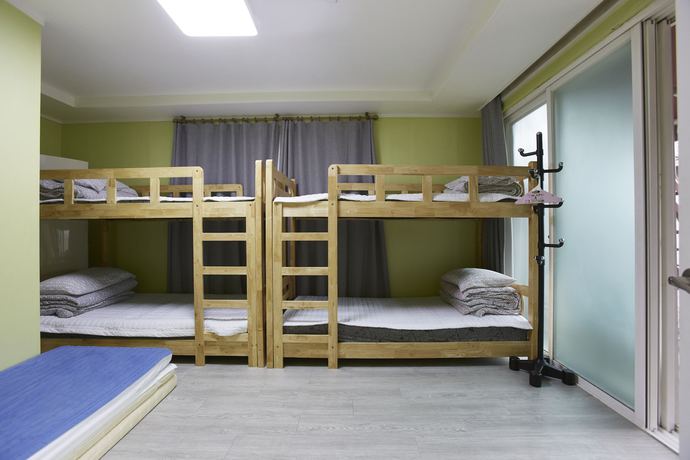 Imagen de la habitación del Hotel Hans House. Foto 10