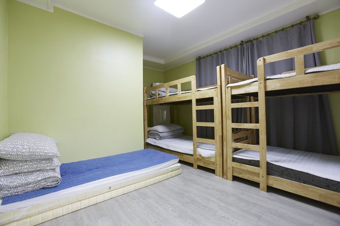 Imagen de la habitación del Hotel Hans House. Foto 16