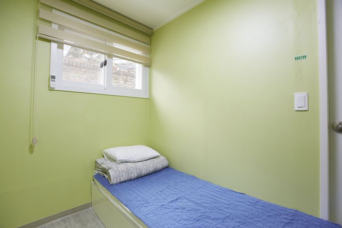 Imagen de la habitación del Hotel Hans House. Foto 19