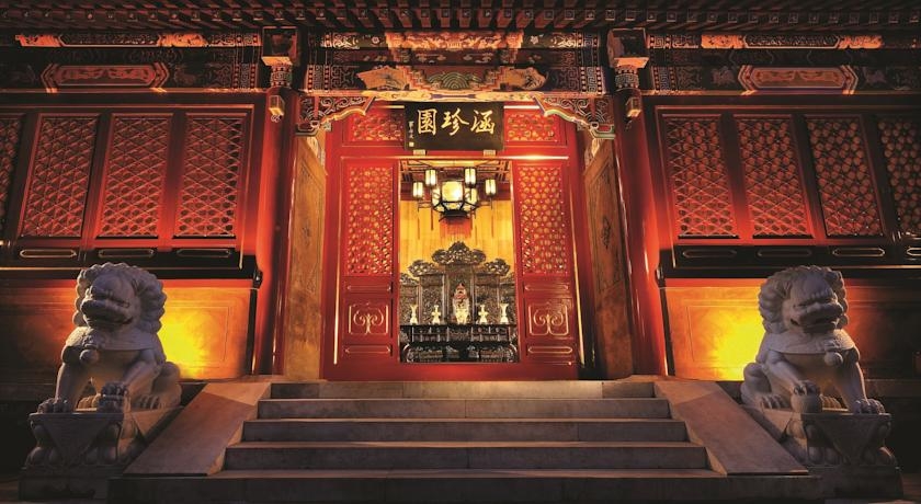 Imagen de los exteriores del Hotel Han's Royal Garden. Foto 5