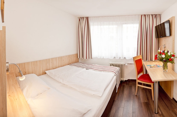 Imagen de la habitación del Hotel Hansa, Stuttgart. Foto 14