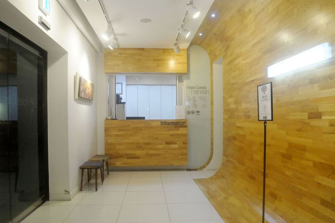 Imagen de los interiores del Hotel Hansan. Foto 20