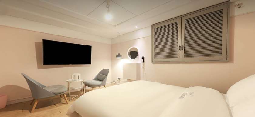 Imagen de la habitación del Hotel Hansan. Foto 14