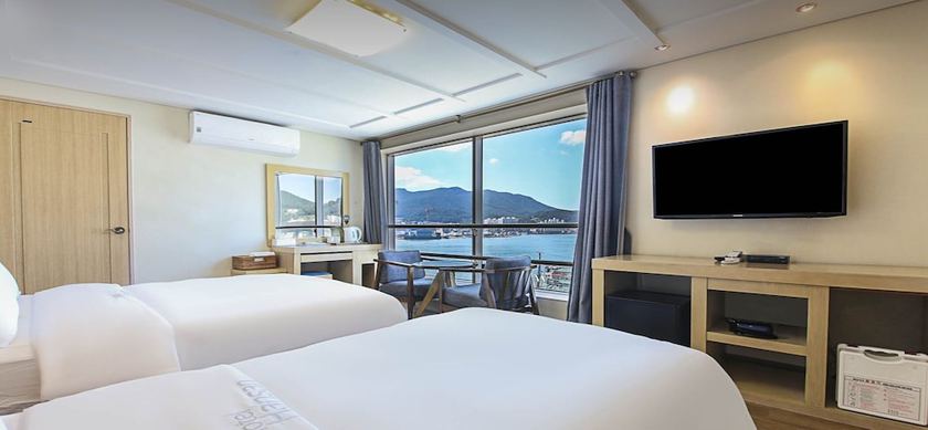 Imagen de la habitación del Hotel Hansan. Foto 15