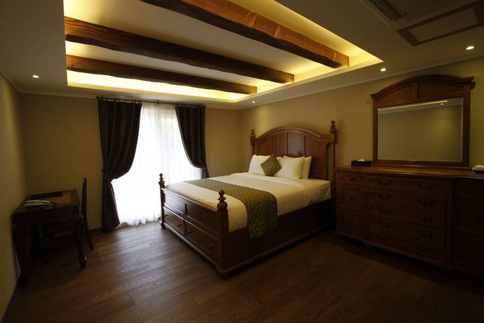 Imagen de la habitación del Hotel Hansan Marina and Resort. Foto 2