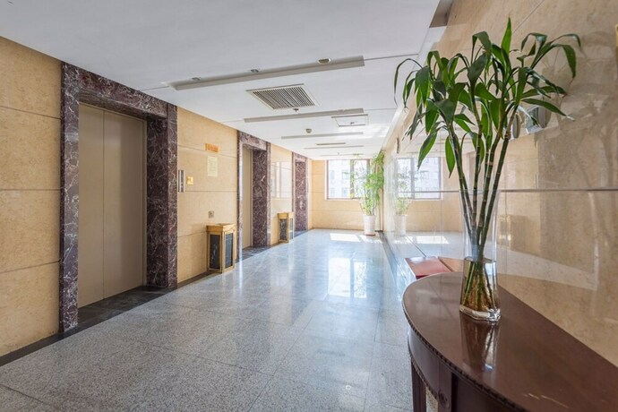 Imagen de los interiores del Hotel Hansand Casa Ai Service Apartment. Foto 28