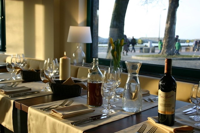 Imagen del bar/restaurante del Hotel Hanseatic - Adults Only. Foto 6