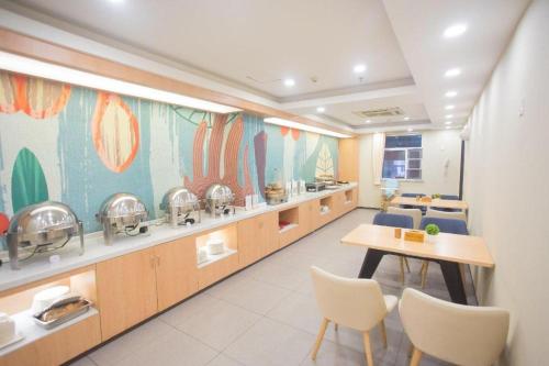 Imagen general del Hotel Hanting Changsha National Financial Center. Foto 5