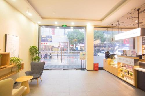Imagen general del Hotel Hanting Changsha National Financial Center. Foto 9