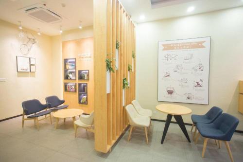 Imagen general del Hotel Hanting Changsha National Financial Center. Foto 18