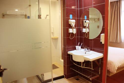Imagen de la habitación del Hotel Hanting Chongqing Jiefangbei Centre. Foto 3