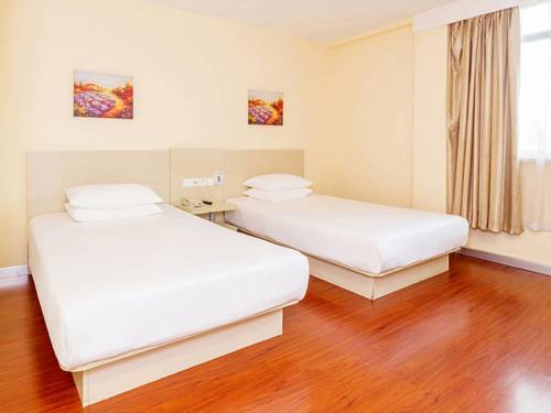 Imagen de la habitación del Hotel Hanting Express Chifeng Railway Station. Foto 2