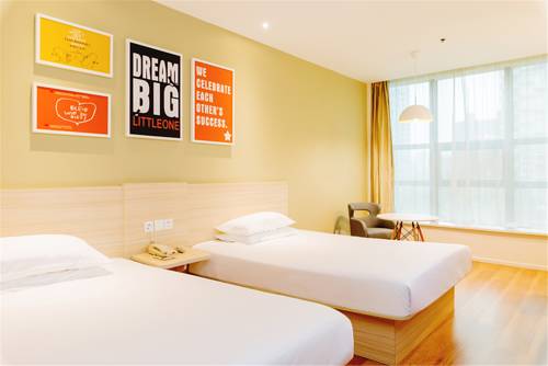 Imagen de la habitación del Hotel Hanting Express Fuzhou Wuyi Square. Foto 2