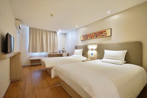 Imagen de la habitación del Hotel Hanting Express Ji'nan Quancheng Square. Foto 1