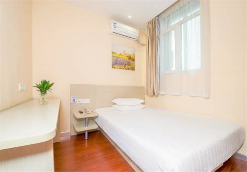 Imagen de la habitación del Hotel Hanting Express Shanghai Qipu Road. Foto 5
