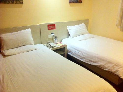 Imagen de la habitación del Hotel Hanting Express Shanghai Xinjinqiao. Foto 8