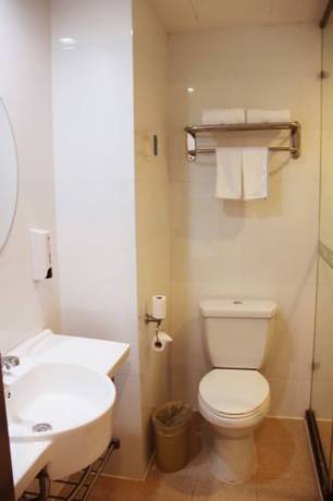 Imagen de la habitación del Hotel Hanting Express Suzhou Huaxia Shi Miao Square Bran. Foto 1