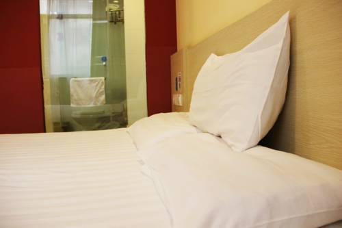 Imagen de la habitación del Hotel Hanting Express Tianjin Five Main Avenues. Foto 3