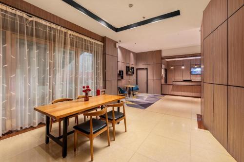 Imagen general del Hotel Hanting Guangzhou North Railway Station. Foto 3