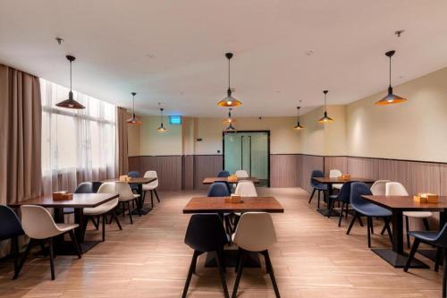 Imagen general del Hotel Hanting Guangzhou North Railway Station. Foto 10