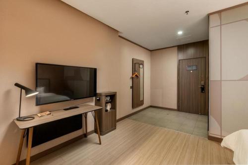 Imagen general del Hotel Hanting Guangzhou North Railway Station. Foto 14