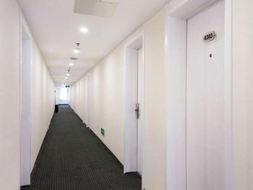 Imagen general del Hotel Hanting Hangzhou East Wulin Square. Foto 11