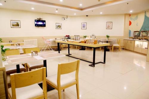 Imagen general del Hotel Hanting Harbin Railway Station. Foto 2