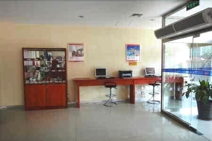 Imagen de los interiores del Hotel Hanting Inn Wenhua Road - Baotou. Foto 11