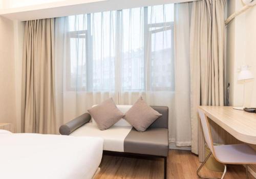 Imagen general del Hotel Hanting Jiujiang Railway Station. Foto 11