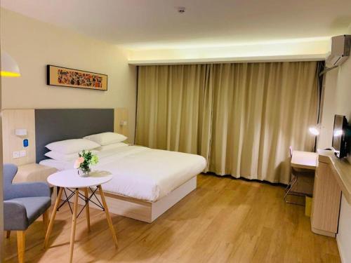 Imagen general del Hotel Hanting Kaili International Trade Shopping Center. Foto 12