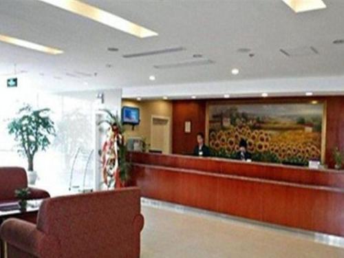Imagen general del Hotel Hanting Kunming Cuihu. Foto 15