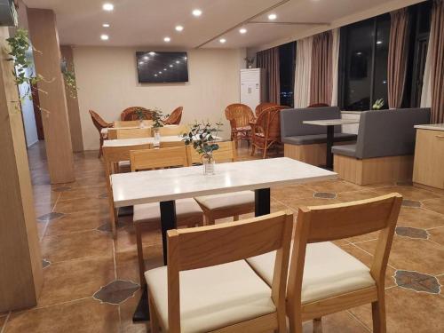 Imagen general del Hotel Hanting Langzhong Ancient City. Foto 3