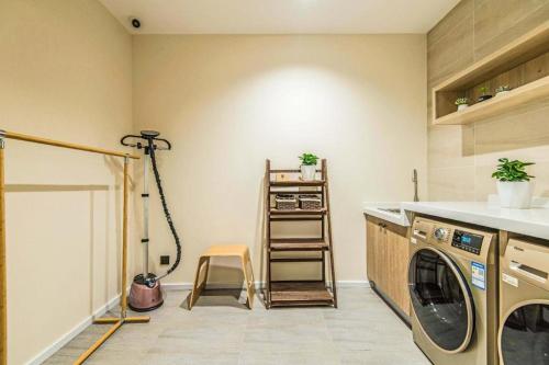 Imagen general del Hotel Hanting Premium Xi\'an Aerospace Metro Station. Foto 10