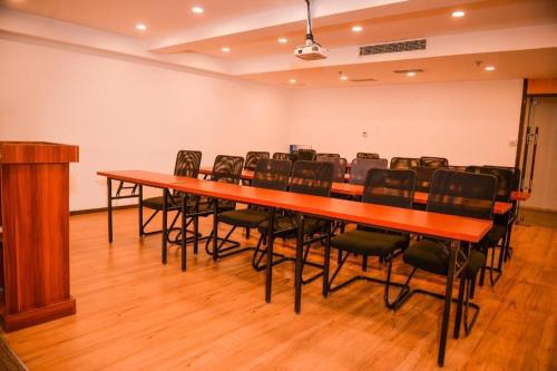 Imagen general del Hotel Hanting Tianjin Tanggu Foreign Commodities Market. Foto 10