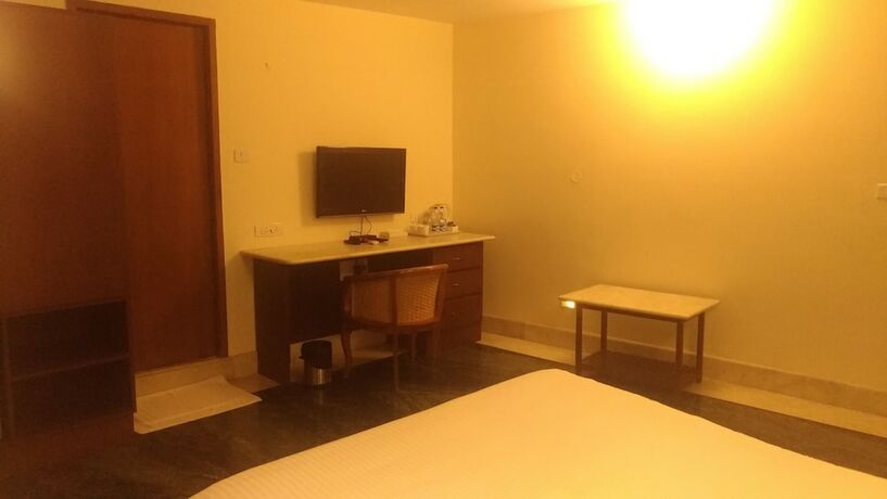 Imagen general del Hotel Hanu Reddy Residences Poes Garden. Foto 12