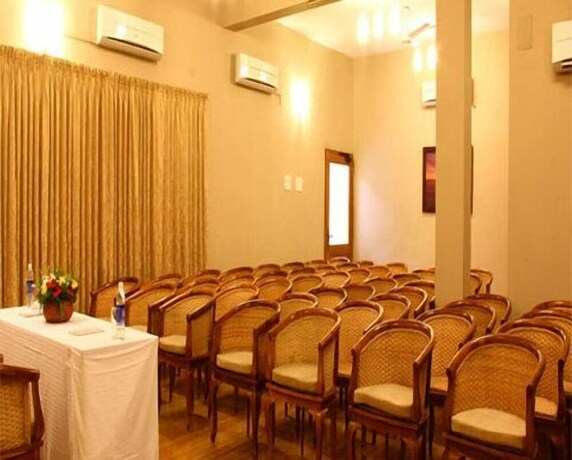 Imagen general del Hotel Hanu Reddy Residences Poes Garden. Foto 13