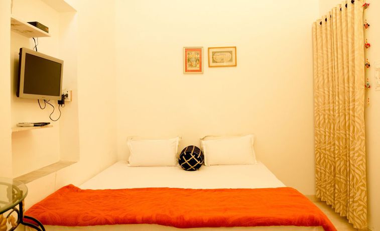 Imagen de la habitación del Hotel Hanuman Ghat. Foto 5