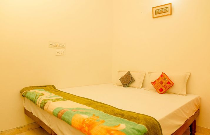 Imagen de la habitación del Hotel Hanuman Ghat. Foto 6