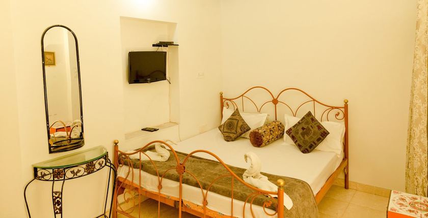 Imagen de la habitación del Hotel Hanuman Ghat. Foto 10