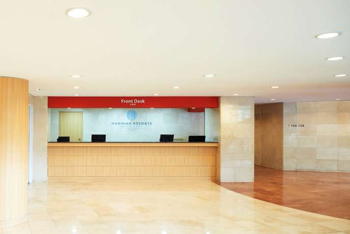 Imagen de los interiores del Hotel Hanwha Resorts Sanjeong Lake Annecy. Foto 17