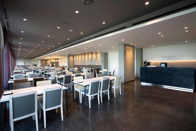 Imagen del bar/restaurante del Hotel Hanwha Resorts Yongin Besancon. Foto 4
