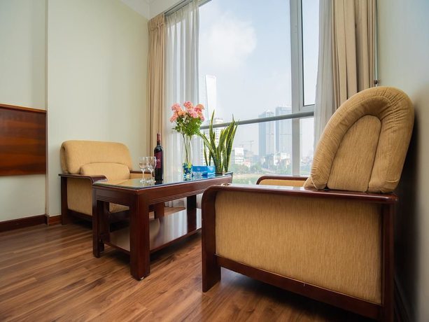 Imagen de la habitación del Hotel Hanz Regal Hanoi. Foto 11