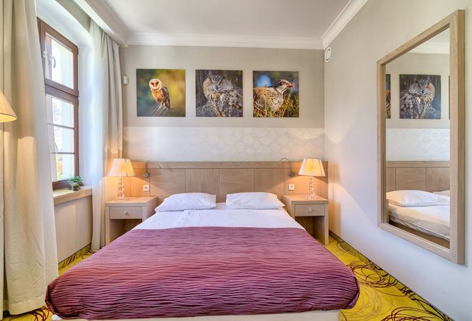 Imagen de la habitación del Hotel Hanza Pałac WellnessandSPA. Foto 13