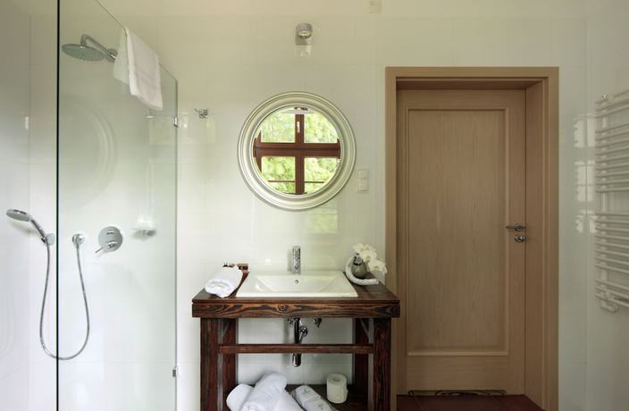 Imagen de la habitación del Hotel Hanza Pałac WellnessandSPA. Foto 15
