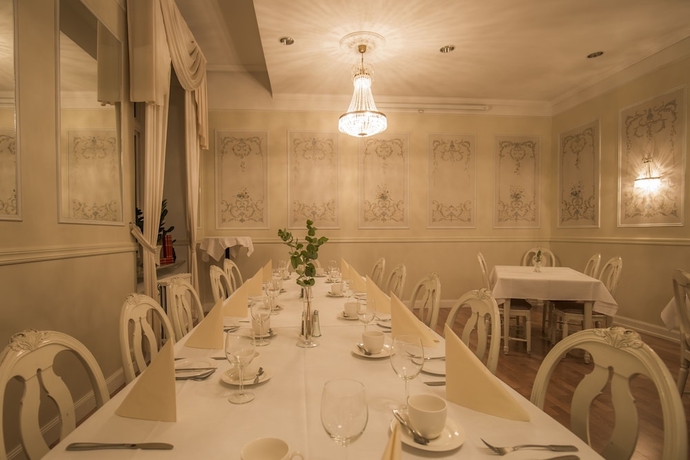 Imagen del bar/restaurante del Hotel Haparanda Stadshotell. Foto 8