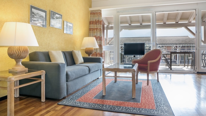 Imagen de la habitación del Hotel Hapimag Resort Ascona. Foto 8