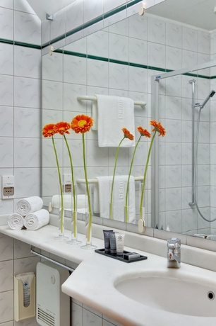 Imagen de la habitación del Hotel Hapimag Resort Athens. Foto 13