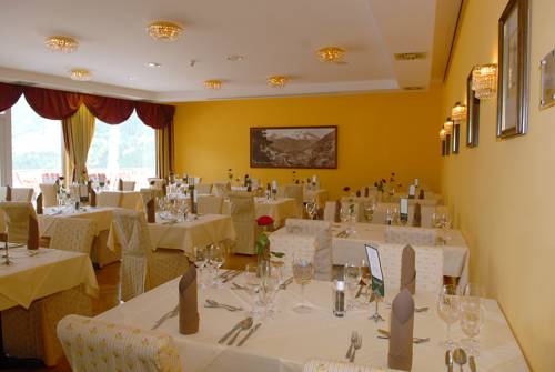 Imagen de la habitación del Hotel Hapimag Resort Bad Gastein. Foto 14