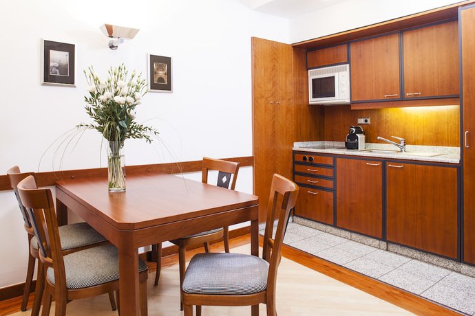 Imagen de la habitación del Hotel Hapimag Resort Budapest. Foto 7