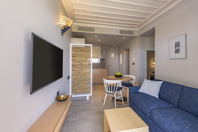 Imagen de la habitación del Hotel Hapimag Resort Porto Heli. Foto 11